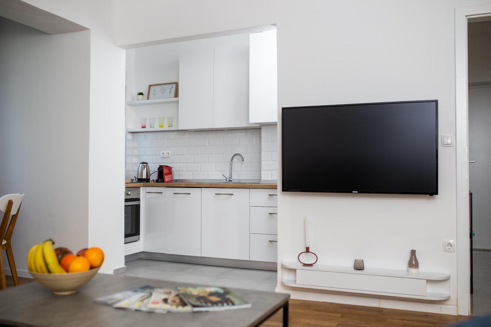 מוסטר Big Tree Apartment & The Nest Apartment - Free Parking חדר תמונה